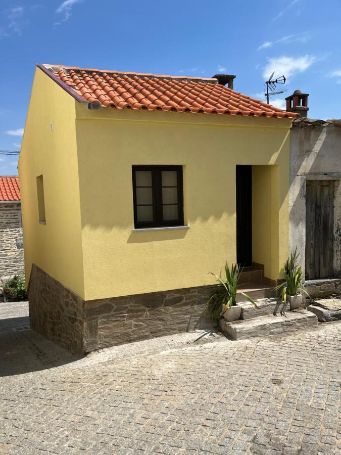 Casas Do Coa - Casa Do Castelo Villa Vila Nova de Fozcoa Dış mekan fotoğraf